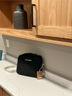 NWT, planet box lunch bag. Insulated and BPA Free! Very handy and stylish.
